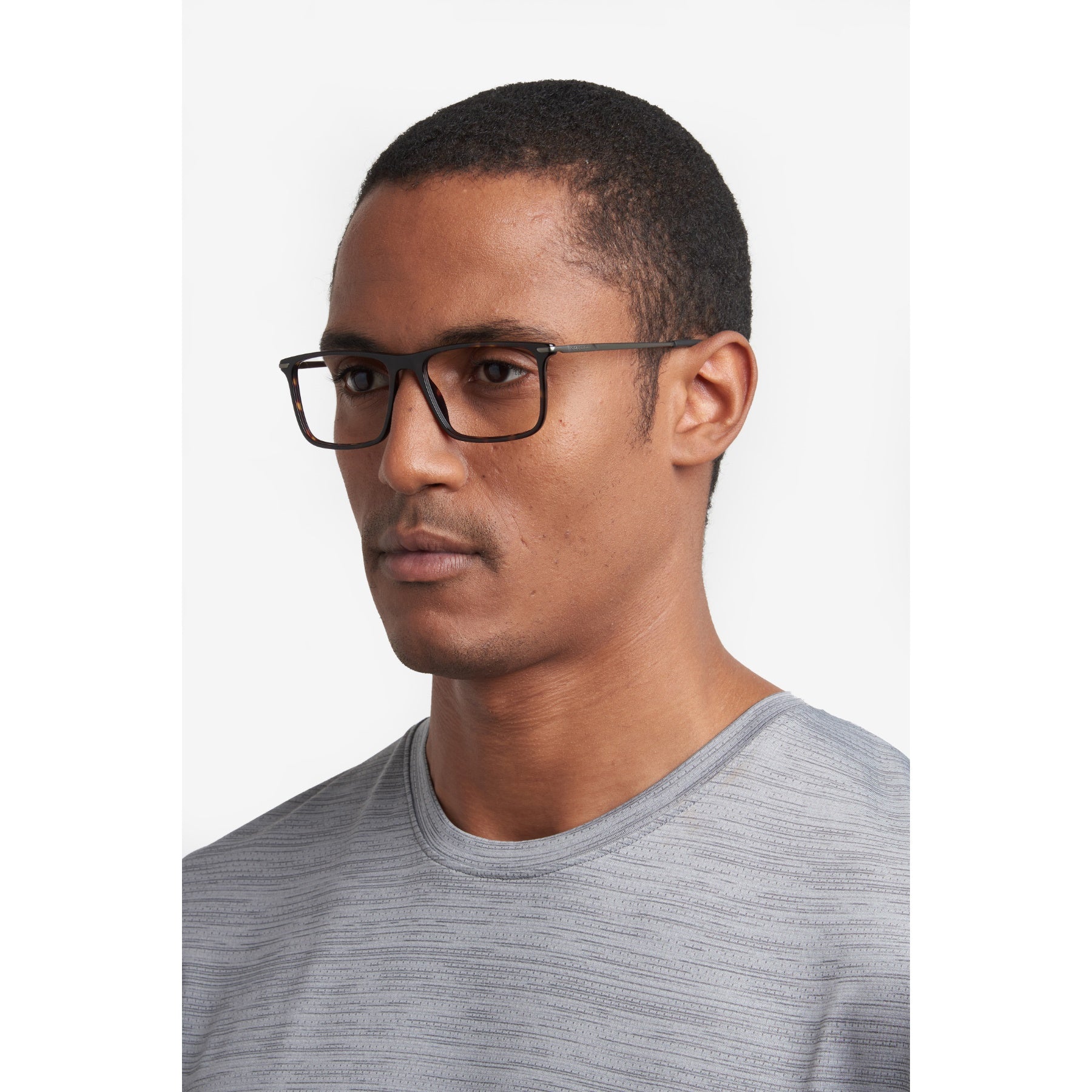 CARRERA 8905